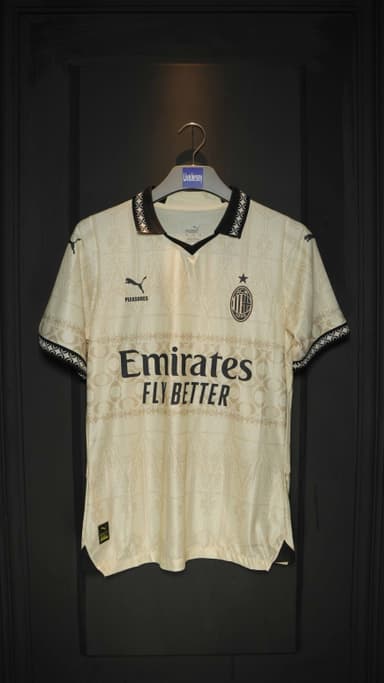 AC MILAN SPECIAL EDITION 24-25